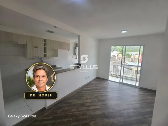 Apartamento Moderno e Reformado com Varanda e Lazer Completo em Quintino Bocaiúva! M06N