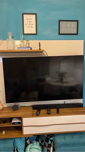 Vendo TV Phillips de 58 polegadas modelo 58PUG6654/78 - Leia o Anúncio