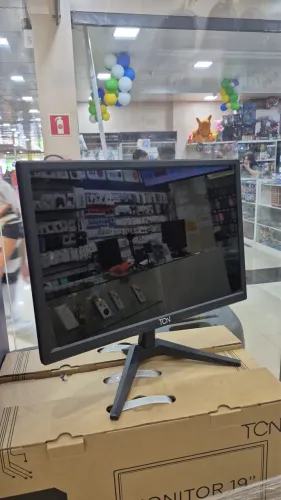 Monitor TCL