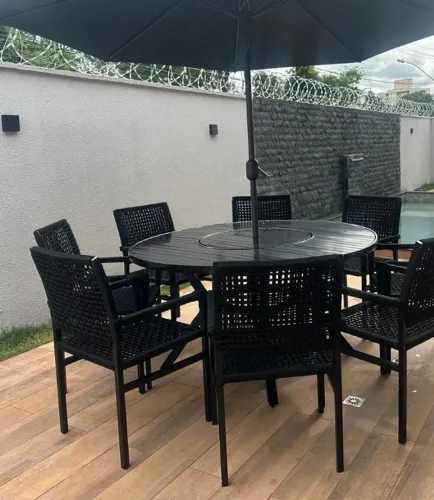 MESA PARA JARDIM E PISCINA