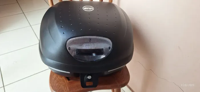 Bau Givi E33NT Monolock 33L Point Plástico Lente Fume