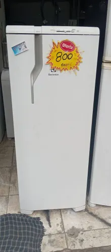 Electrolux 260,Litros.