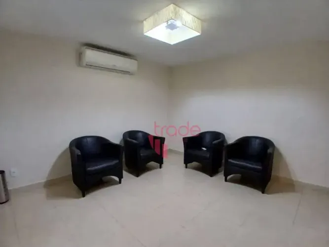 Sala Comercial para Alugar no Bairro Alto da Boa Vista em Ribeirão Preto com Recepção.