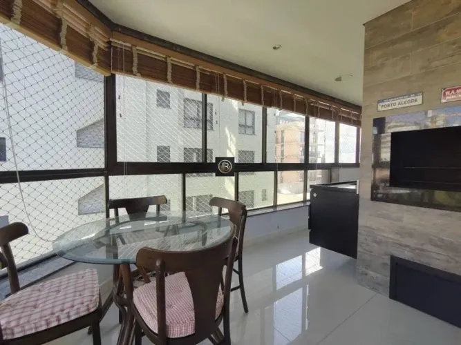 Apartamento para alugar em Porto Alegre, Auxiliadora, com 3 quartos, 139m²