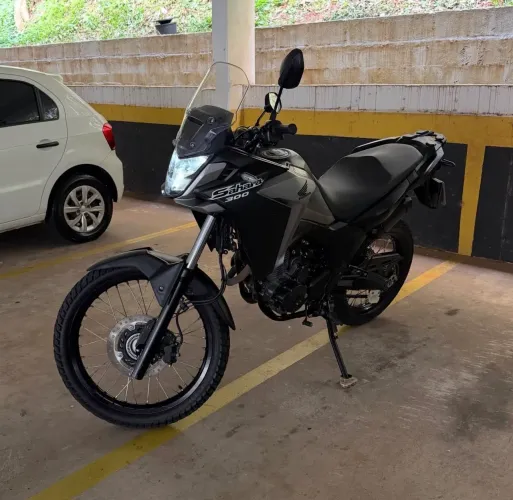 Honda Sahara sem leilão. Apenas 9 mil km abaixo da fipe