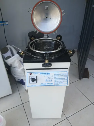 Autoclave Vertical Prismatec CS