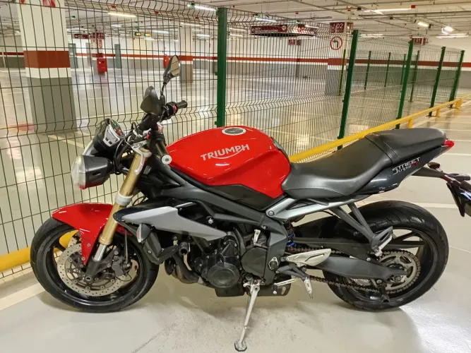 Street Triple 675
