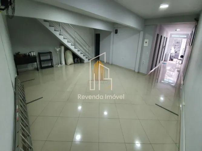 PLANALTO PAULISTA - CASA COMERCIAL DE 179M² COM 5 SALAS, 3 BANHEIROS E 6 VAGAS.