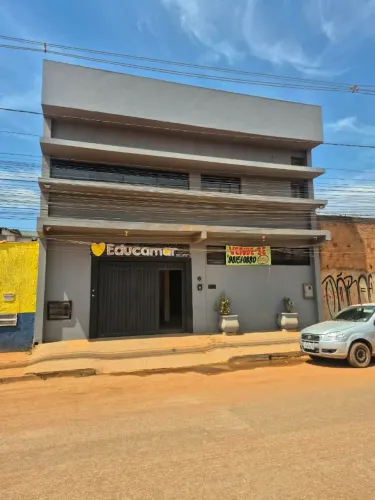 Predio- creche, projeto social,  igreja, colégio