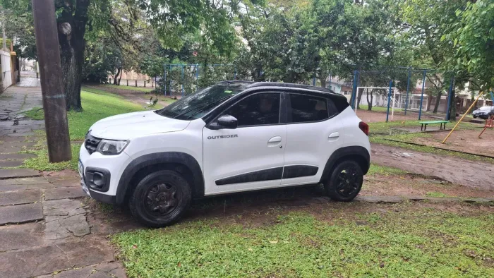 Renault Kwid Outsider 1.0 Flex 12V 5P Mec. 2020