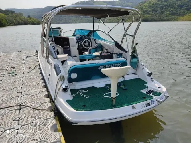 Lancha focker 230 