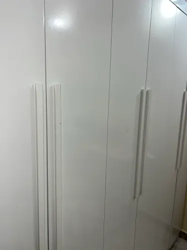 Guarda Roupas Usado