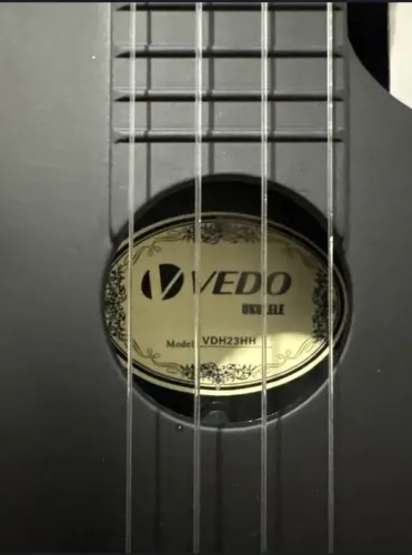 Vendo Ukulele Concert Profissional + Bag + Afinador + Capotraste