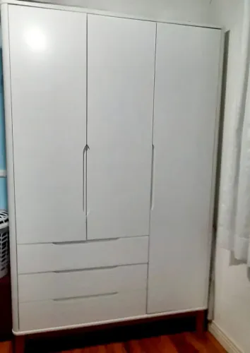 Guarda Roupa Elfe - 3 portas e 3 gavetas