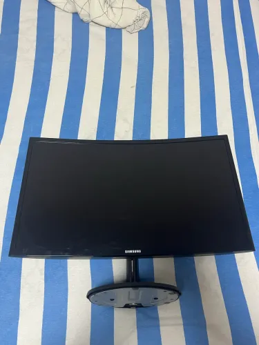 Monitor Samsung Curvo Full HD