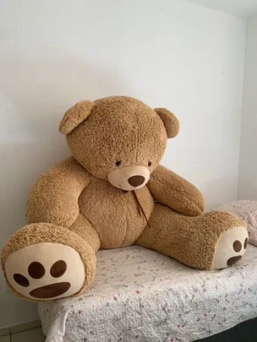 Vendo urso gigante de pelúcia