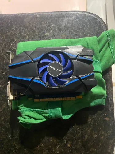 Gt 1030 2gb gddr5 da galax placa de vídeo