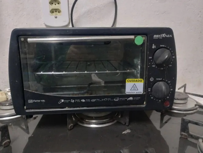 Forno elétrico Britânia 