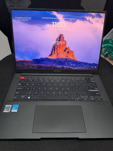 Notebook ASUS 14 pol 40gb ram S14x OLED 2.8k 120hz i7 1Tb ssd S5402Z