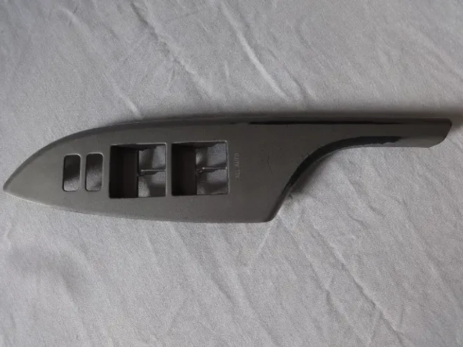 Moldura/Puxador Porta Motorista Toyota Corolla 2009 a 2014