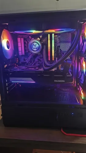 PC Ryzen 7 5700, 16Gb DDR4-3200, SSD 500Gb NVME, RX 6700 XT 12Gb Computador
