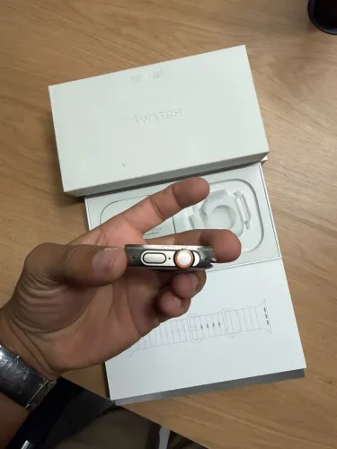 IPhone 15 Pro Max. 256GB + Ultra 01 + Nota Fiscal + 06 meses de garantia + brindes