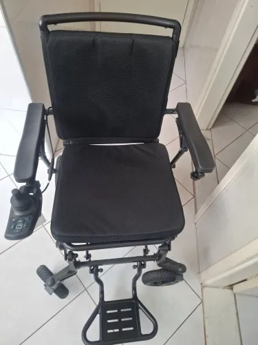 Cadeira de Rodas Motorizada Leve Pop Power Lite