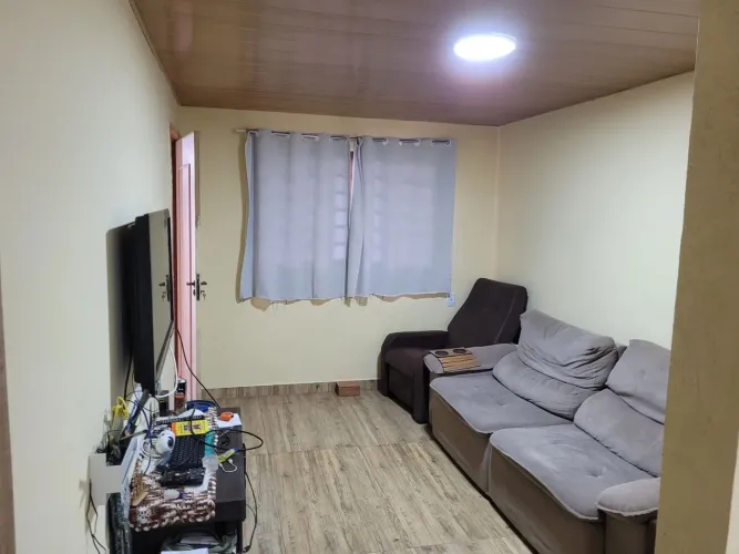 Vendo casa no ganchinho documentos em ordem