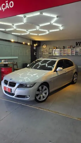 BMW 320I A 2010