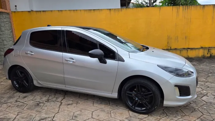 Peugeot 308 Allure 2.0 Flex 16V 5P Mec. 2013