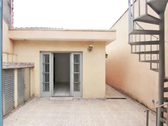 Casa Ampla no Parque das Nações com 151m², 2 Dormitórios e 4 Vagas de Garagem REF: 18325