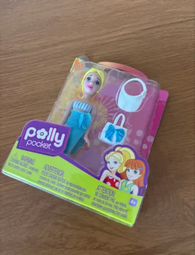 Boneca Polly Praia Lacrada 