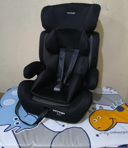 Cadeirinha para carro unissex completa Voyage semi nova