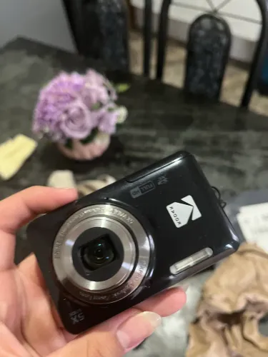Kodak Pixpro Fz55 (Dupe da G7x mark III) acompanha cartão sd, cabo e adaptador!