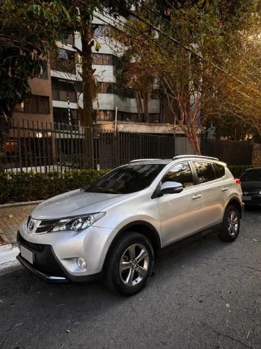 Toyota RAV4 2.0 4X2 16V Aut. 2015