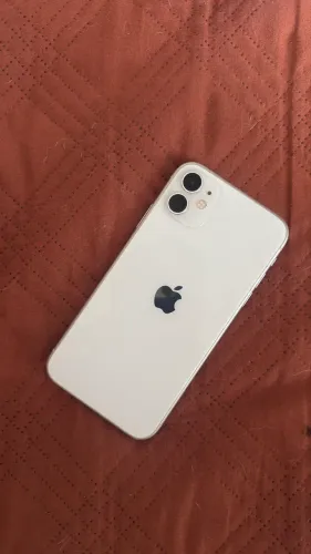 IPHONE 11 - 64GB 