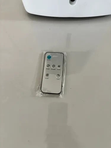 Climatizador com controle remoto Britânia pouco uso 80 W 