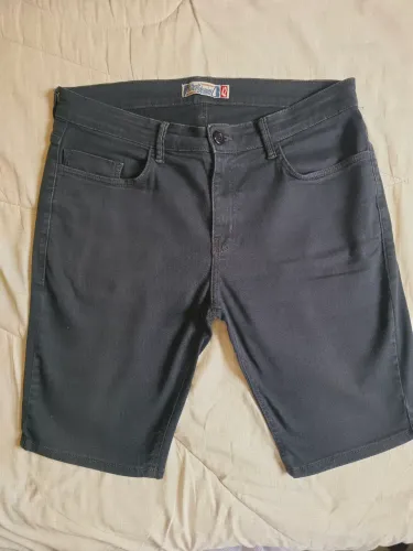 Bermuda Jeans Khelf - Preta