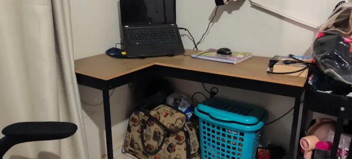 MESA DE ESTUDO DE CANTO L