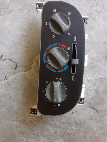 Painel de Comando ar condicionado doblo