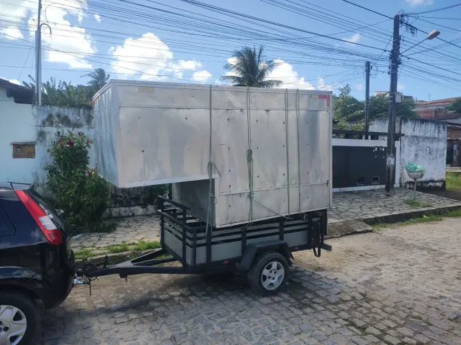 Baú em alumínio 