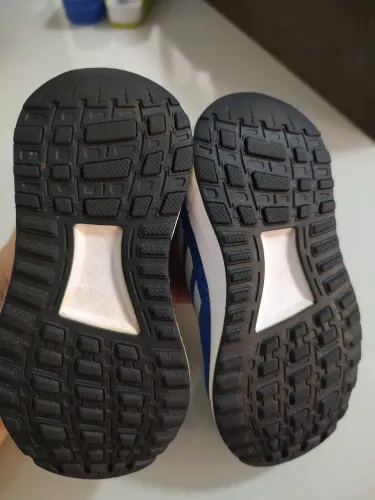 Tênis Adidas infantil