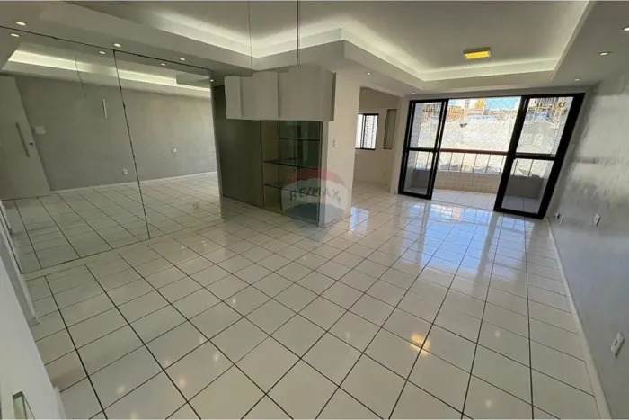 Apartamento Amplo, Rosarinho, 3 Quartos sendo 2 Suítes. 112m²