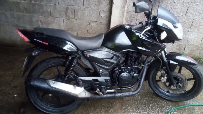 DAFRA Apache 150 cc só 6989,00