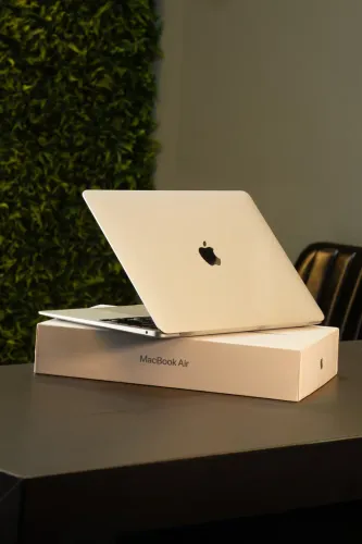 MacBook Air m1 8gb/256gb