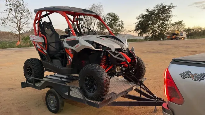 UTV maverick