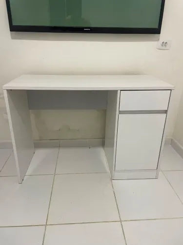 Vendo escrivaninha