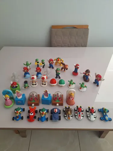 Lote de bonecos nintendo