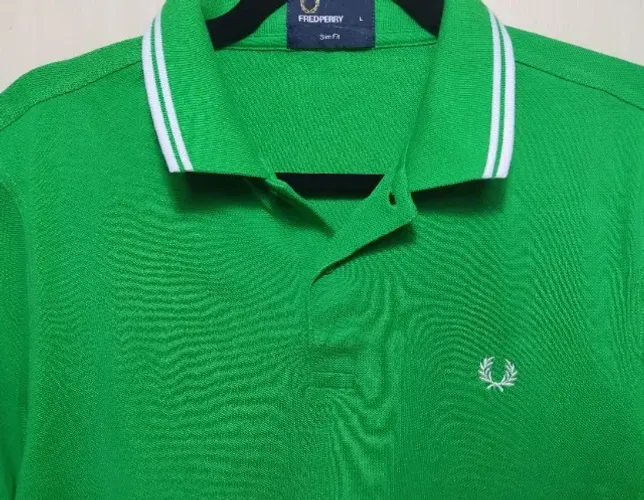 Camisa polo da grife Fred Perry original, nova, verde, slim fit, tamanho G (L = Large)