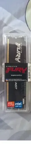 Memória RAM DDR5 Kingston Fury Beast EXPO de 8GB KF556C36BBE-8